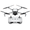 Дрон DJI Mini 3 с пультом управления DJI RC-N1, вид спереди, демонстрирующий компактность и камеру.