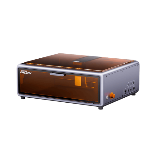 Лазерный станок Creality Falcon A1 в работе, демонстрирующий точную резку