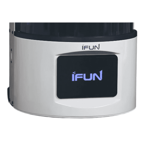3D принтер IFUN Mini Giant Pro в рабочем состоянии, печатающий модель