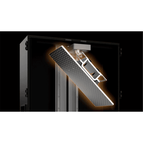 3D-принтер Phrozen Sonic MEGA 8K V2 с напечатанной высокодетализированной моделью на платформе