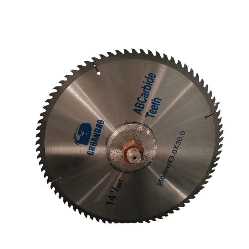 Деревообрабатывающий станок SG-TCM 400 в работе