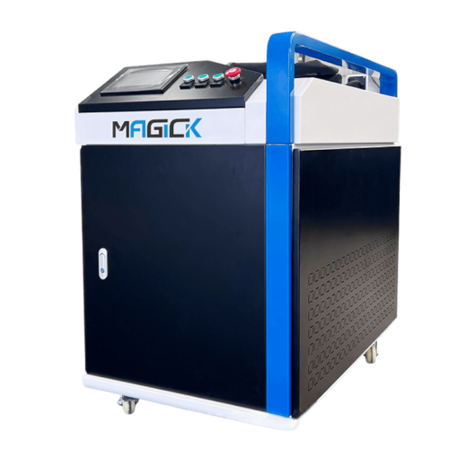 Ручной лазерный сварочный аппарат MAGICK MK-LC1000 3000 ВТ в работе