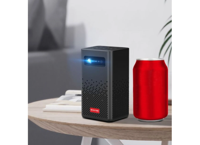 Проектор Byintek P20: Компактный и мощный мультимедийный помощник для вашего дома